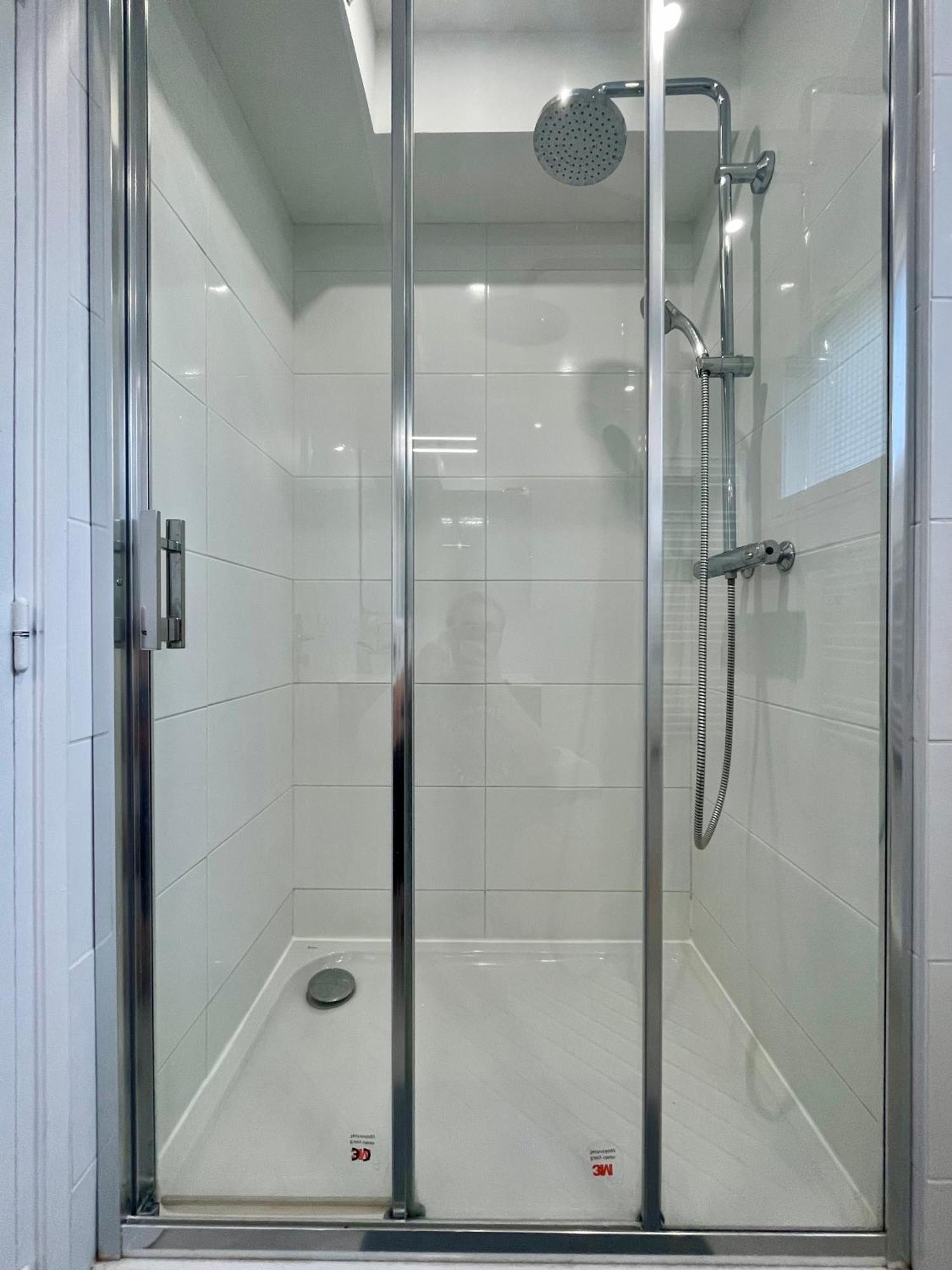 Bngo I Le Spacieux I 3 Chambres, 2 Salles De Bain, Parking Prive Gratuit, 8 Personnes, Vieux Lyon Hypercentre Εξωτερικό φωτογραφία
