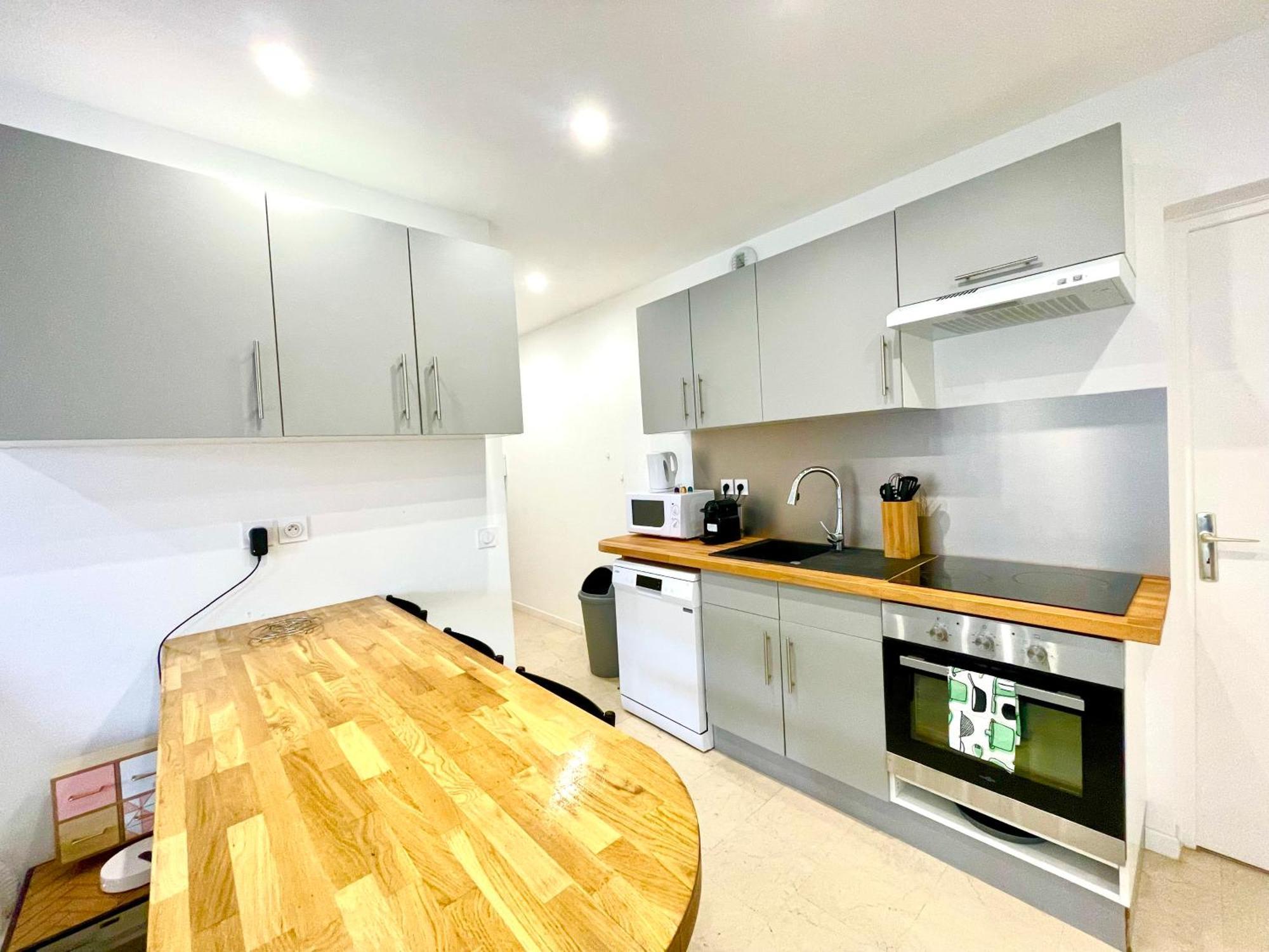 Bngo I Le Spacieux I 3 Chambres, 2 Salles De Bain, Parking Prive Gratuit, 8 Personnes, Vieux Lyon Hypercentre Εξωτερικό φωτογραφία