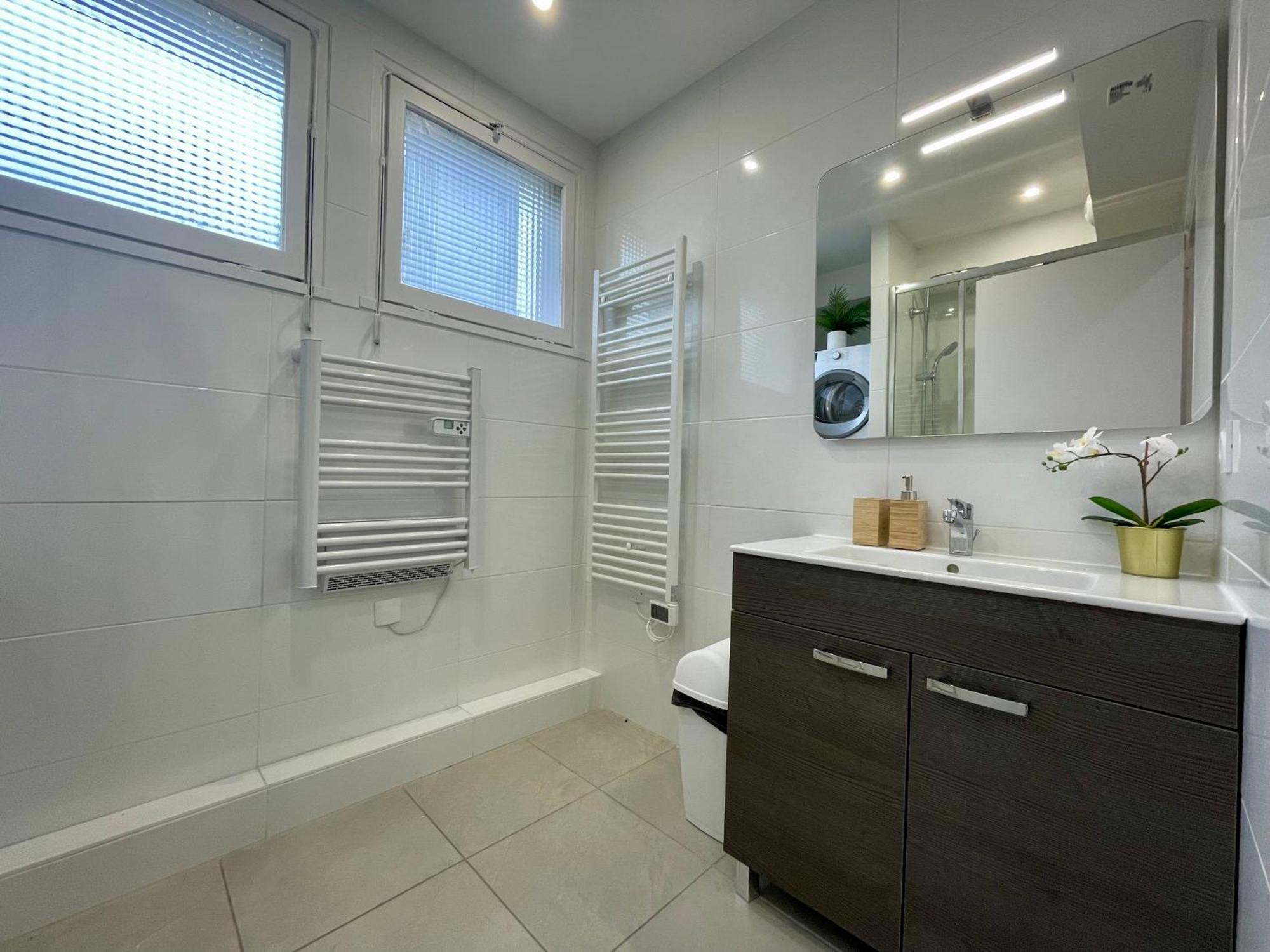 Bngo I Le Spacieux I 3 Chambres, 2 Salles De Bain, Parking Prive Gratuit, 8 Personnes, Vieux Lyon Hypercentre Εξωτερικό φωτογραφία
