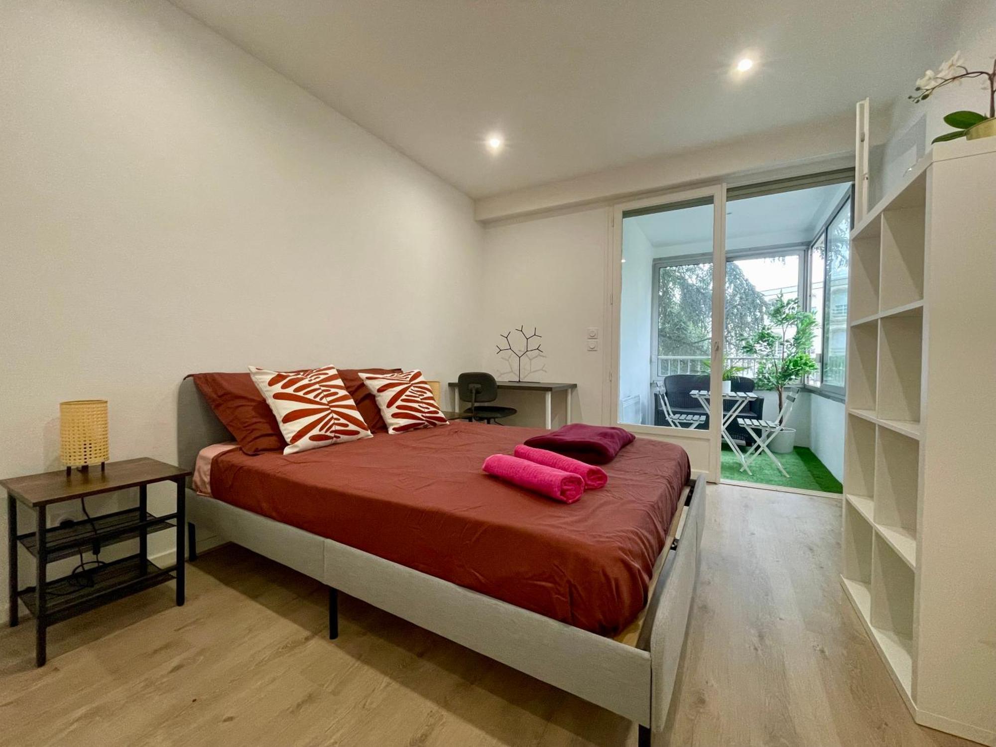 Bngo I Le Spacieux I 3 Chambres, 2 Salles De Bain, Parking Prive Gratuit, 8 Personnes, Vieux Lyon Hypercentre Εξωτερικό φωτογραφία